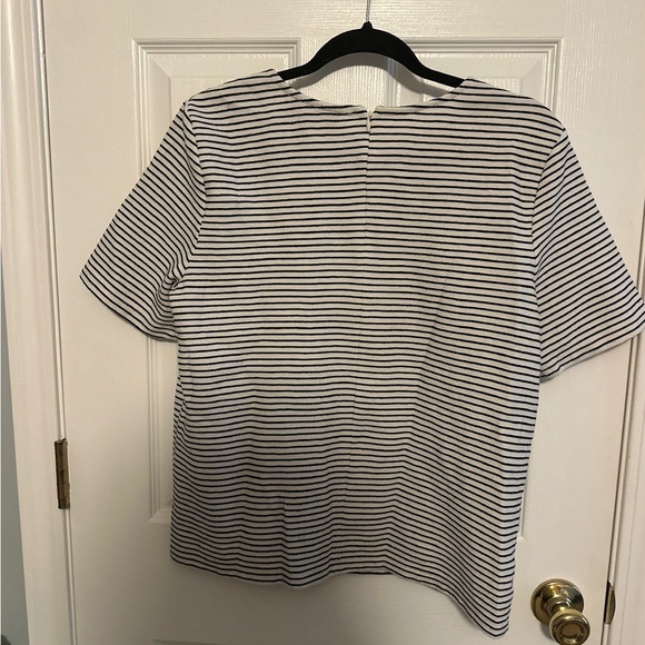 LOFT Black and White Boxy Short Sleeve T-Shirt - Picture 3 of 3